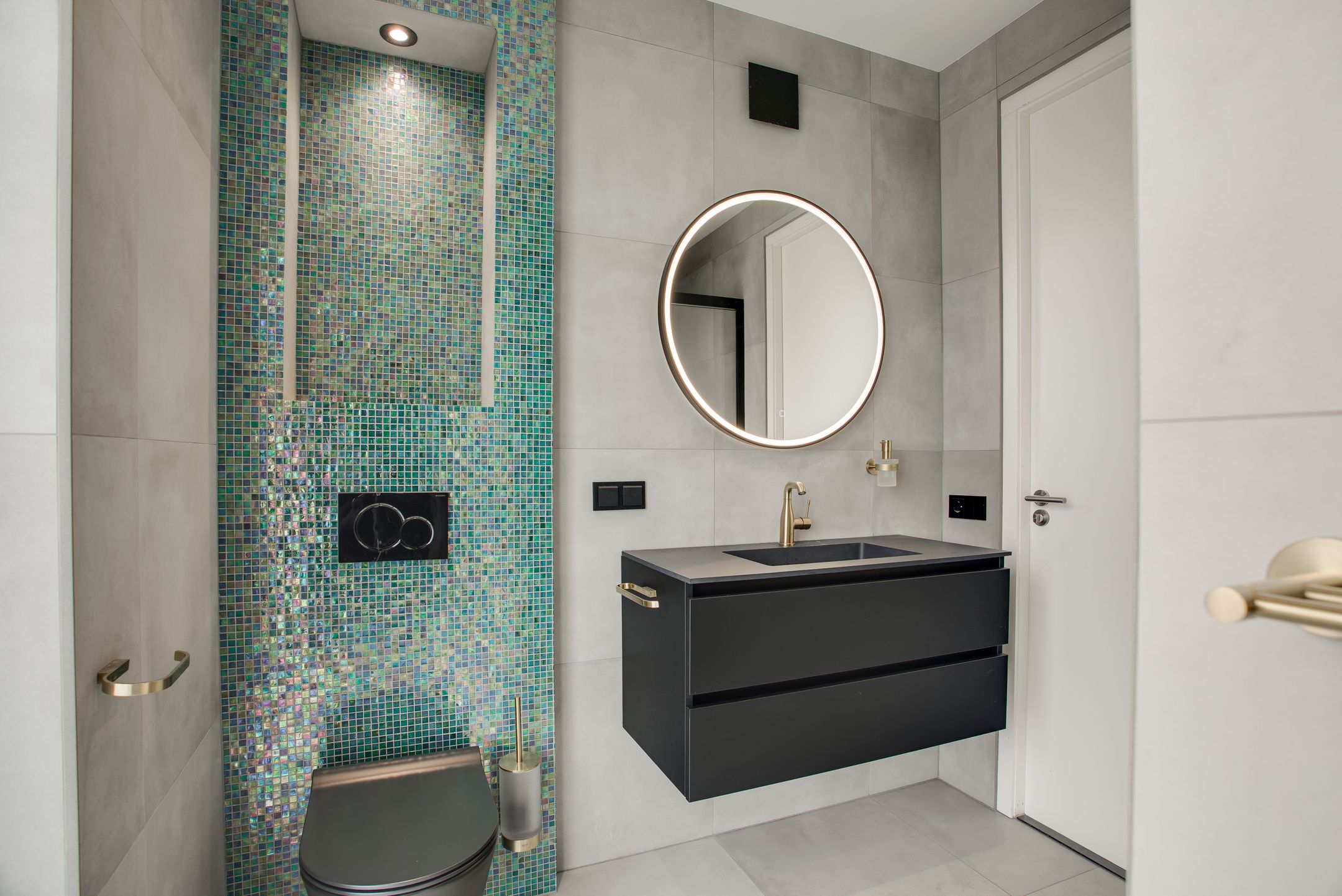 Foto 45 van Maasdamstraat 22-B