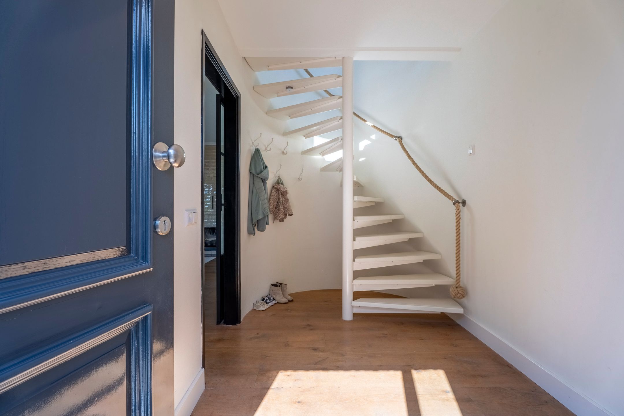 Foto 15 van Noordwijkerweg 6