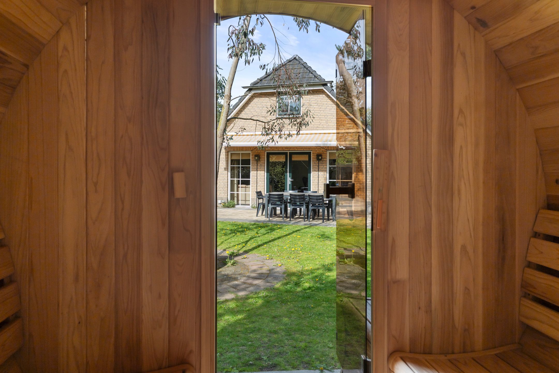 Foto 33 van Hessenweg 83-59