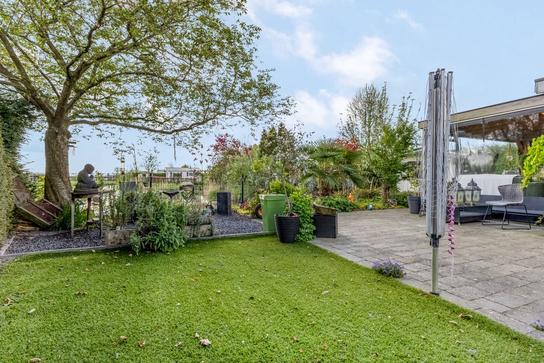 Photo 31 of Rijk van Batouwe 55