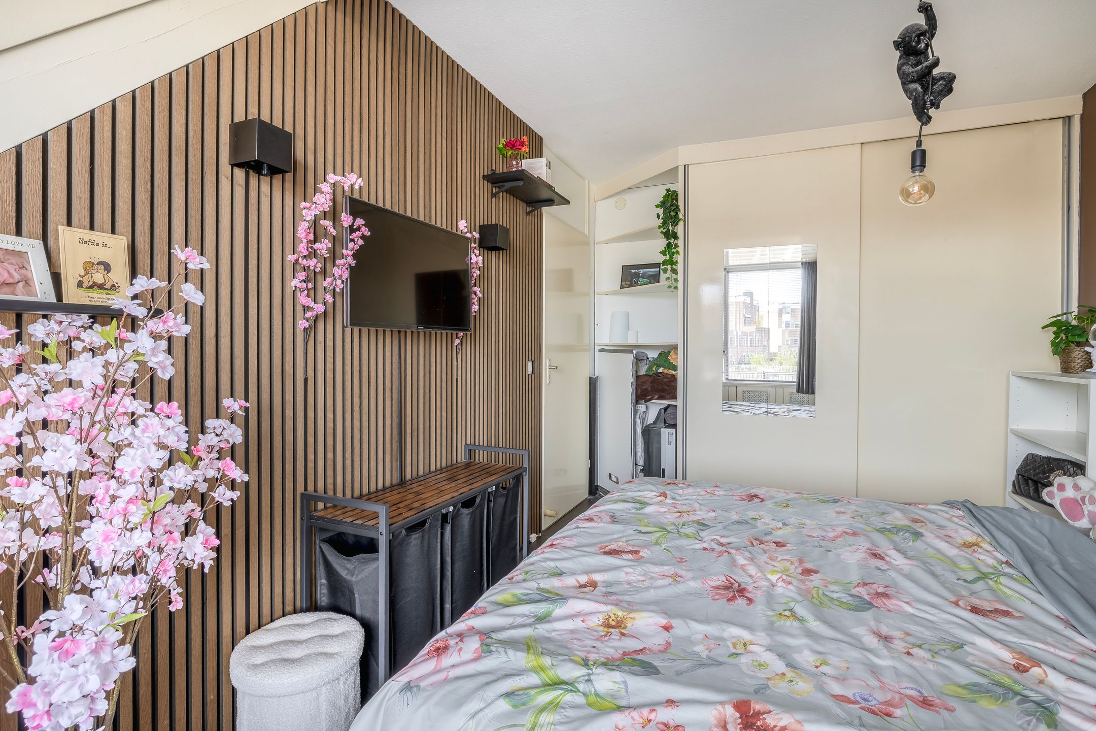 Foto 30 van Maagd 10