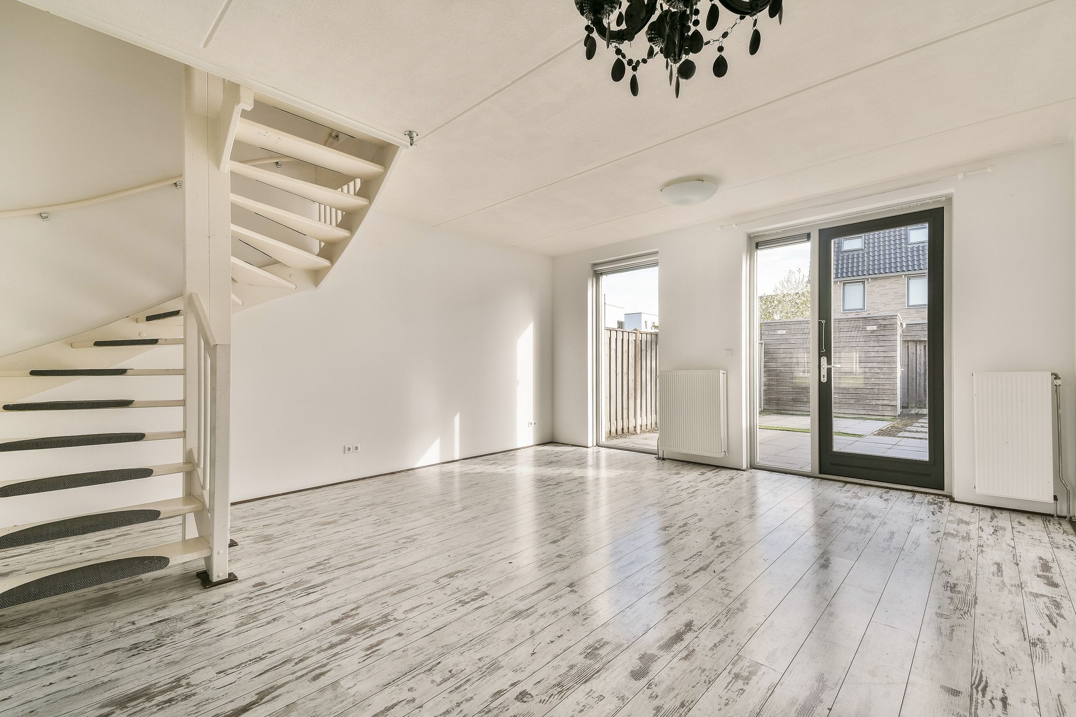 Photo 6 of Dotterbloemhof 17