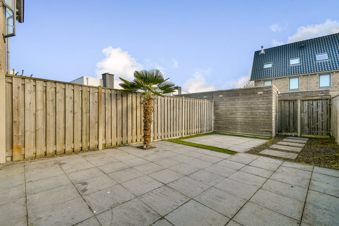 Photo 11 of Dotterbloemhof 17