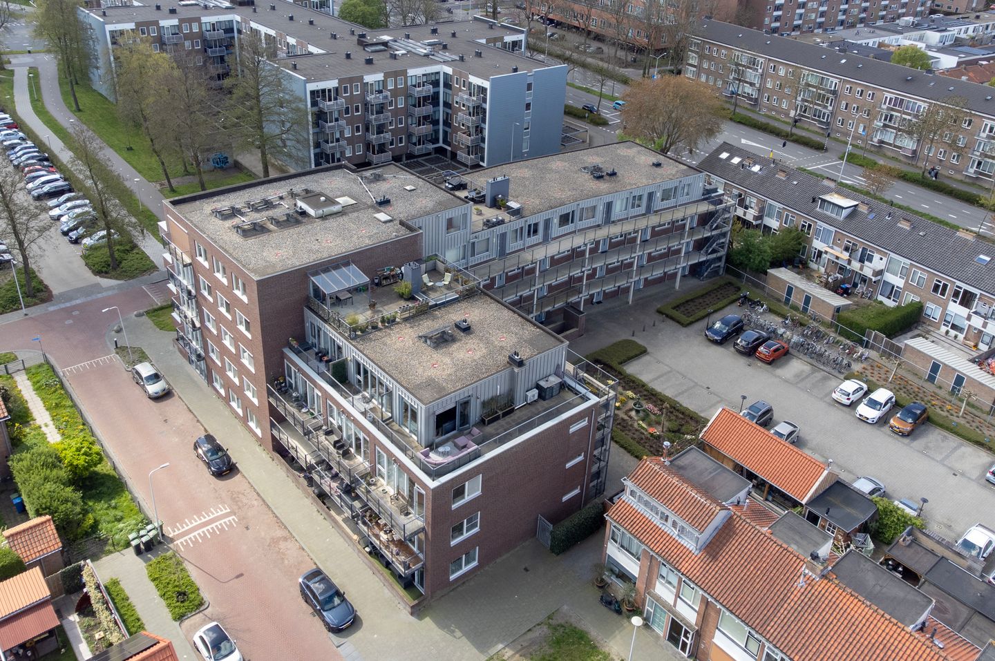 Foto 25 van Tolstraat 138