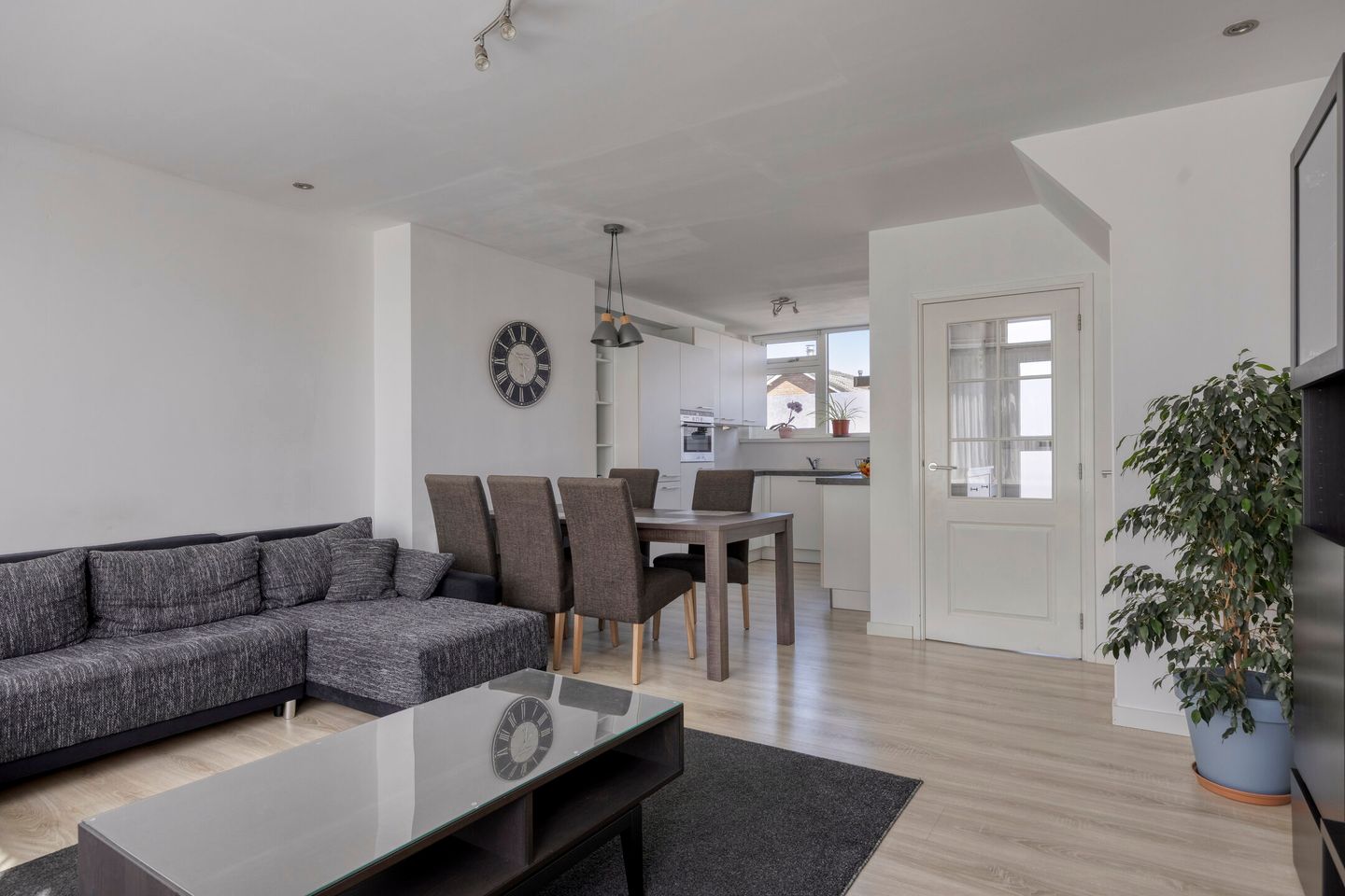 Foto 10 van Jan Pieterszoon Coenlaan 12