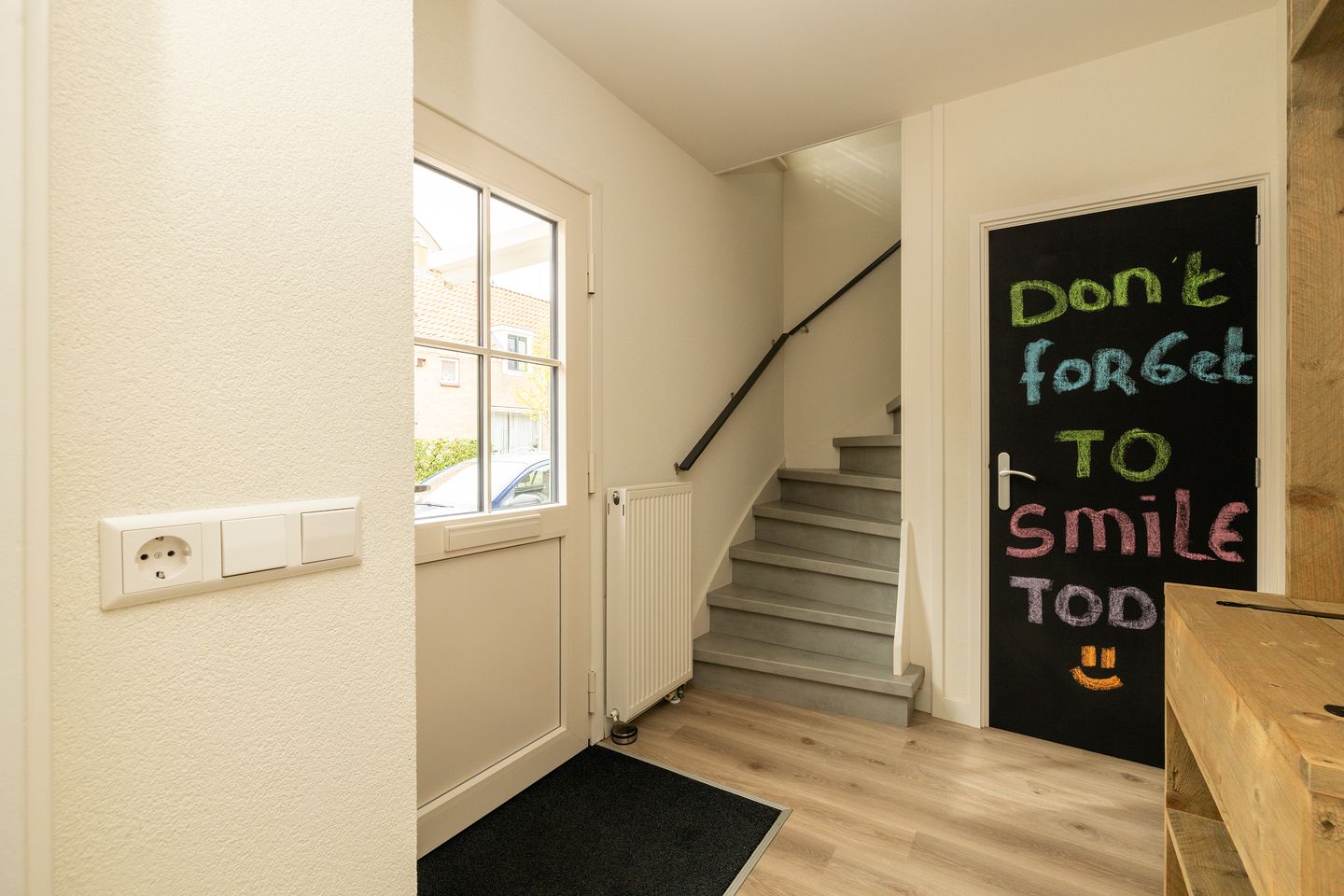 Foto 10 van Van der Ledestraat 8