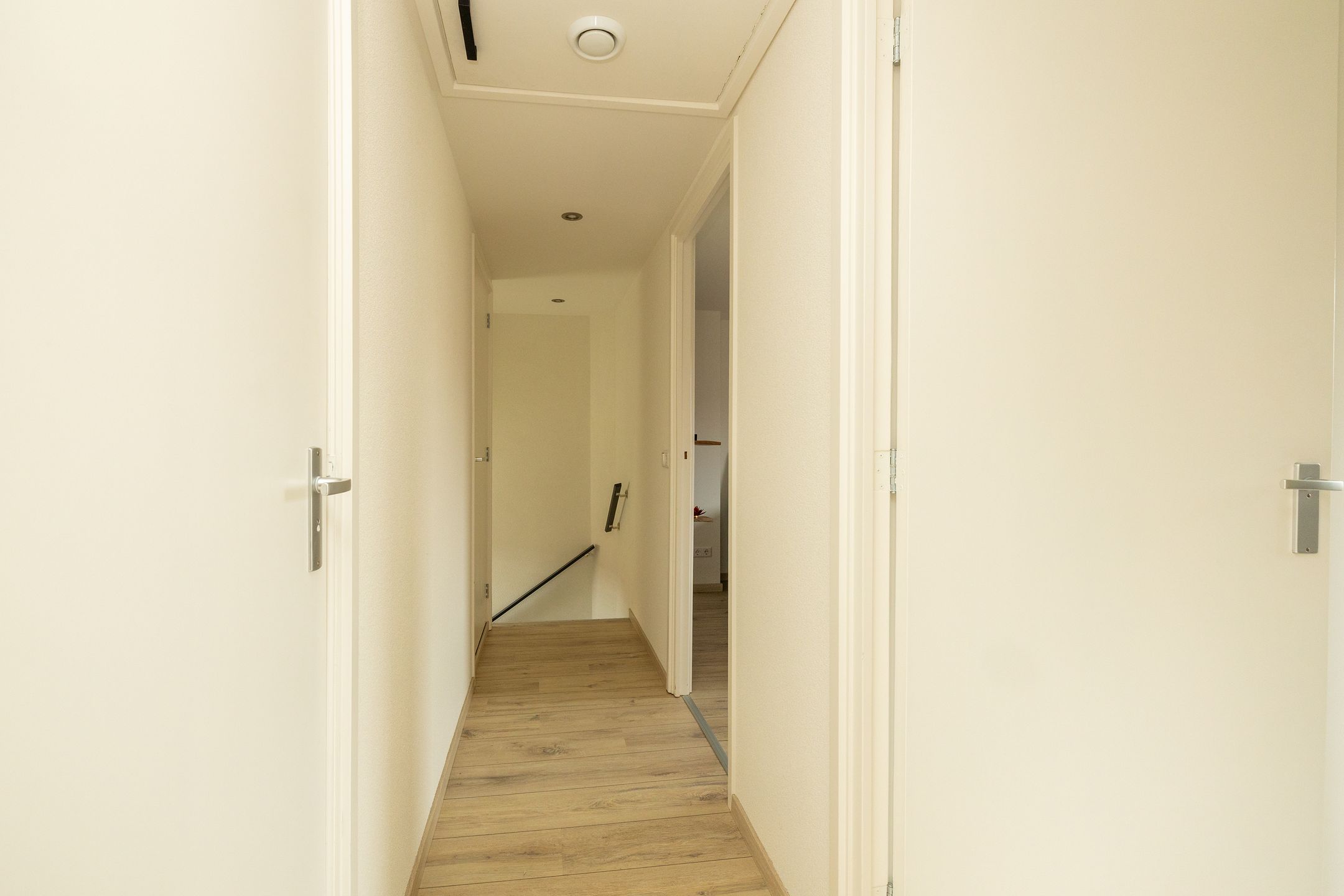 Foto 24 van Van der Ledestraat 8