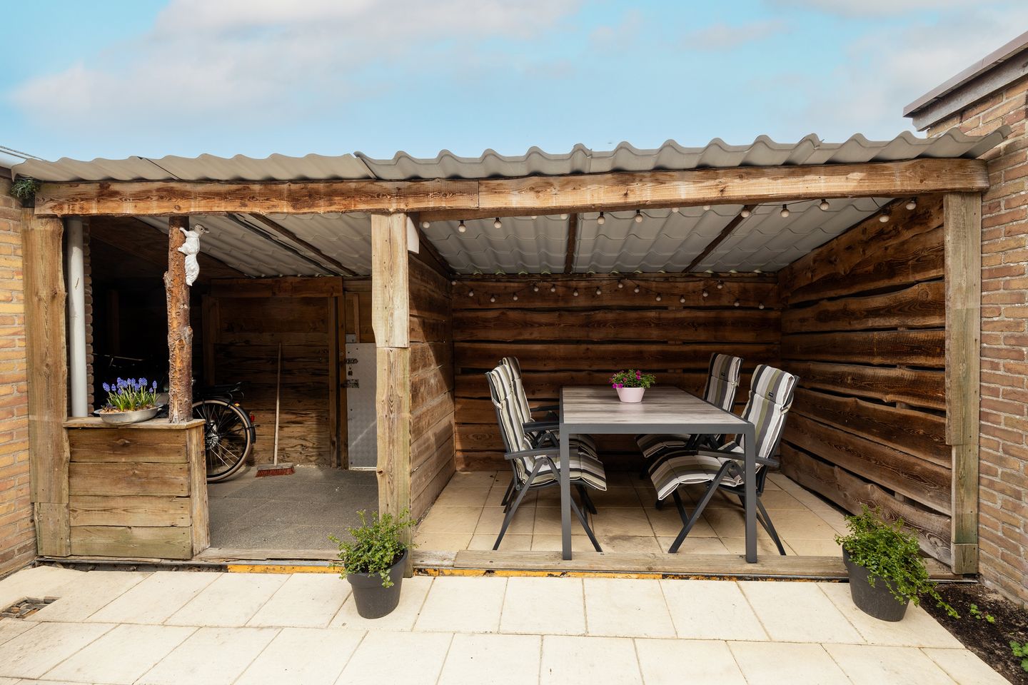 Foto 44 van Van der Ledestraat 8