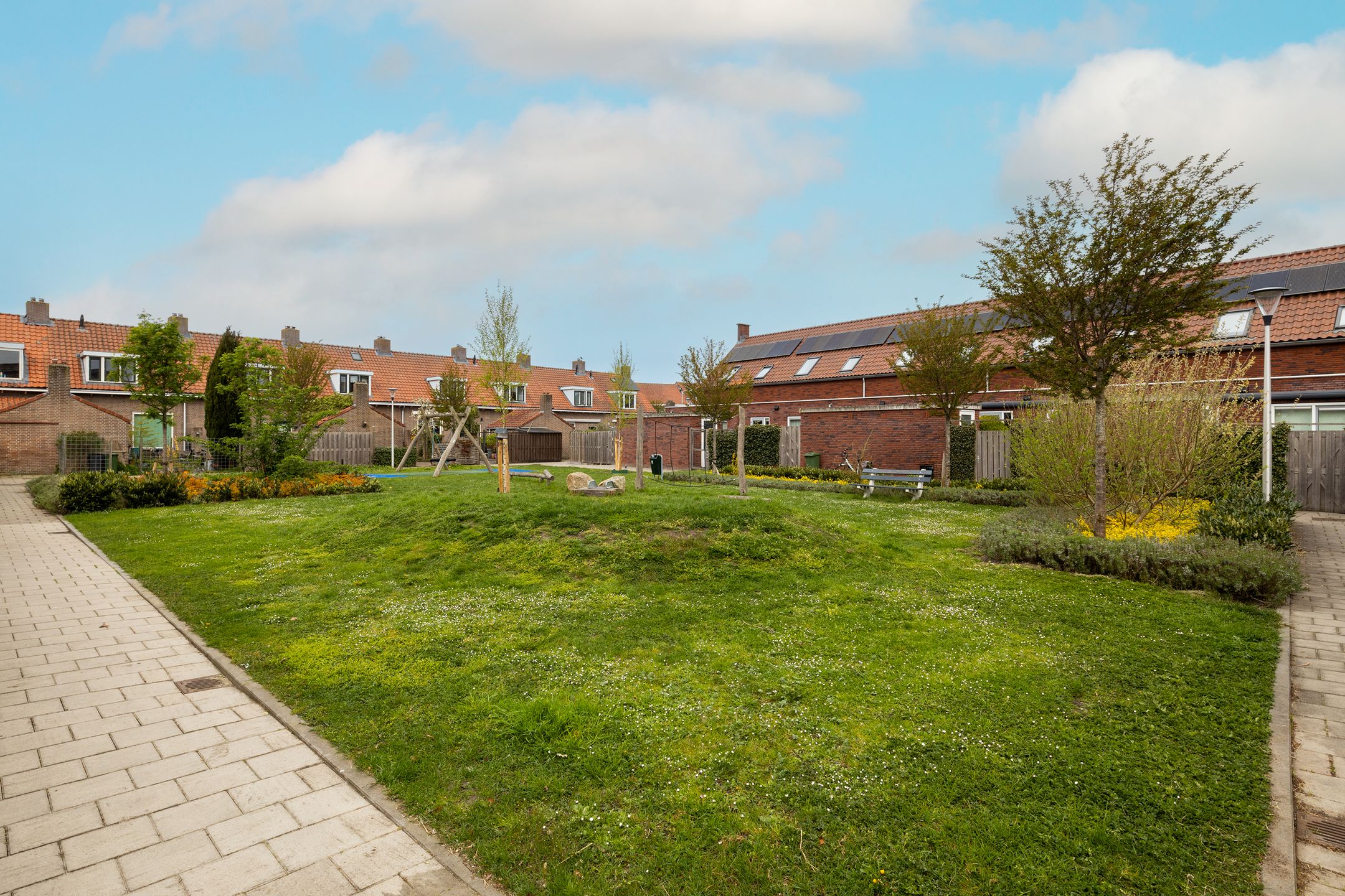 Foto 48 van Van der Ledestraat 8