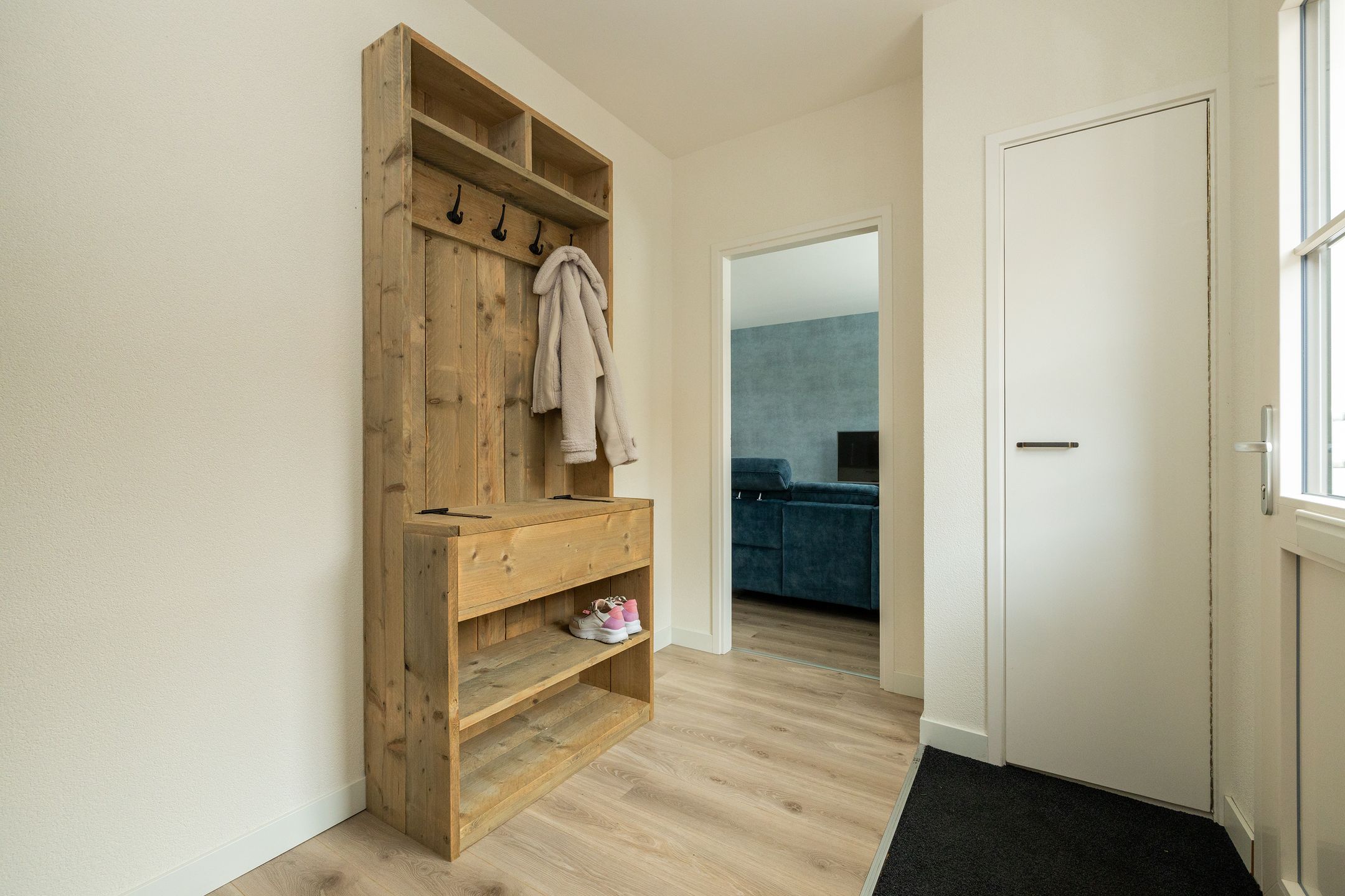 Foto 9 van Van der Ledestraat 8