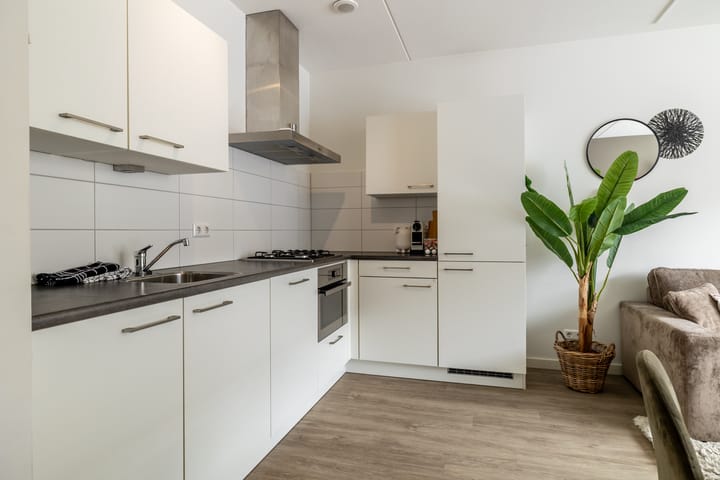 Photo 4 of Harmoniestraat 6