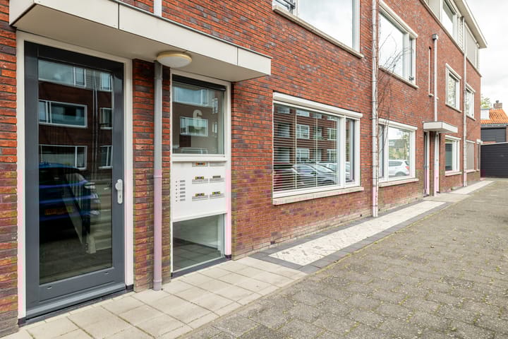 Photo 2 of Harmoniestraat 6