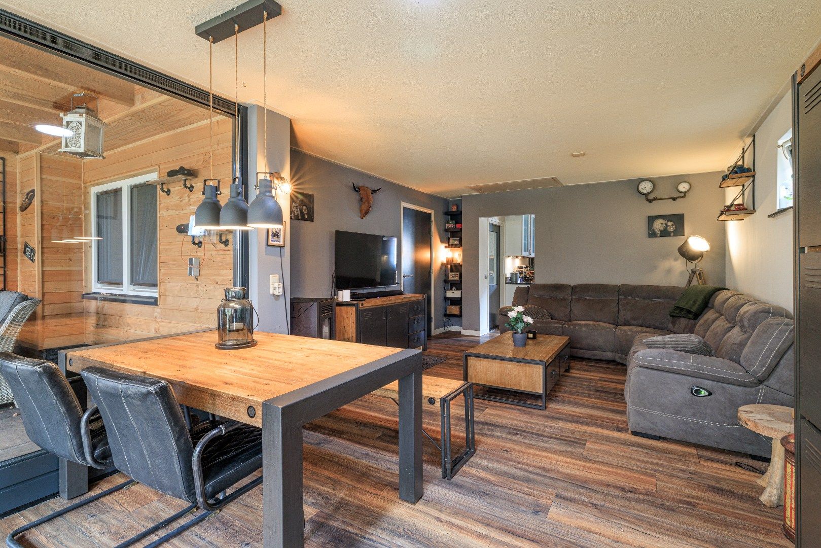 Foto 18 van Hammerstraat 4