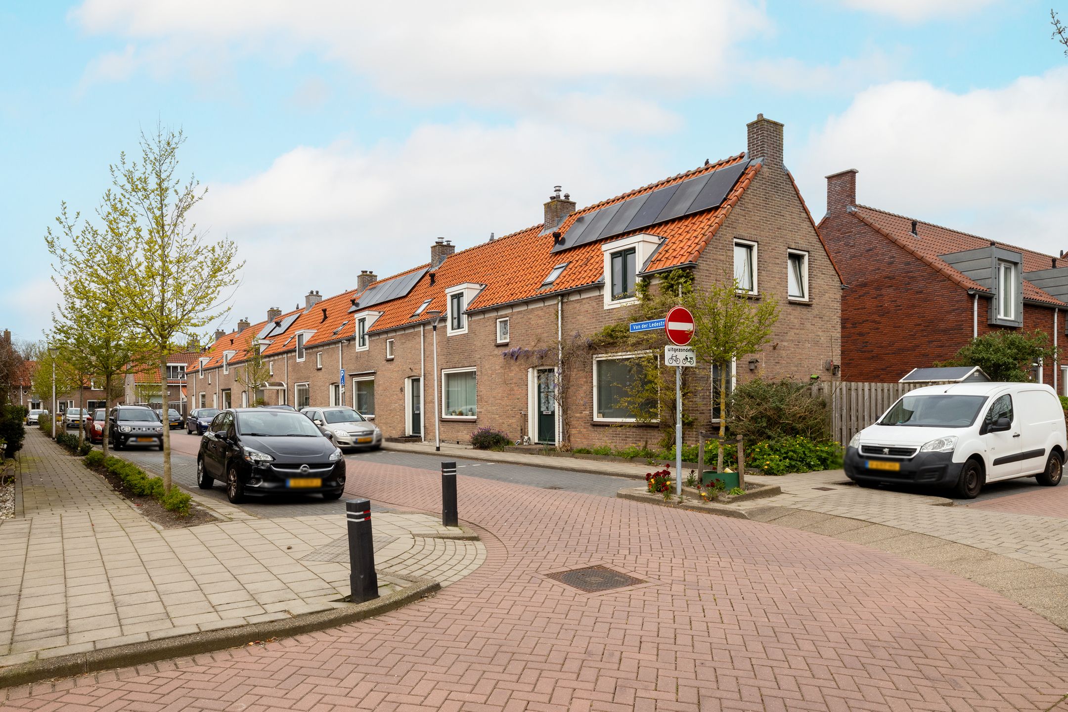 Foto 54 van Van der Ledestraat 8