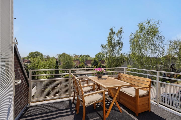 Foto 2 van Deken van Roestellaan 35-E