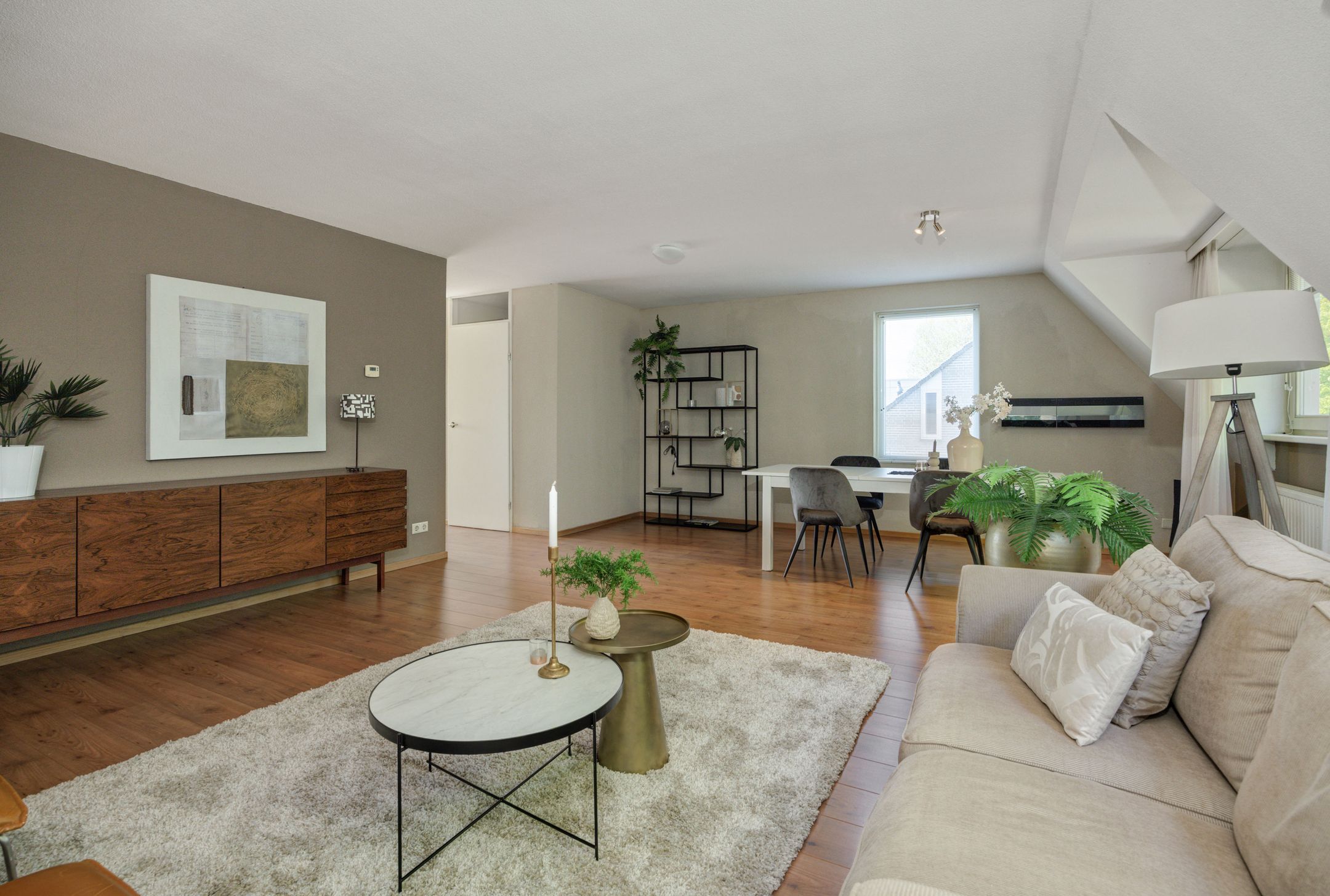 Foto 6 van Deken van Roestellaan 35-E