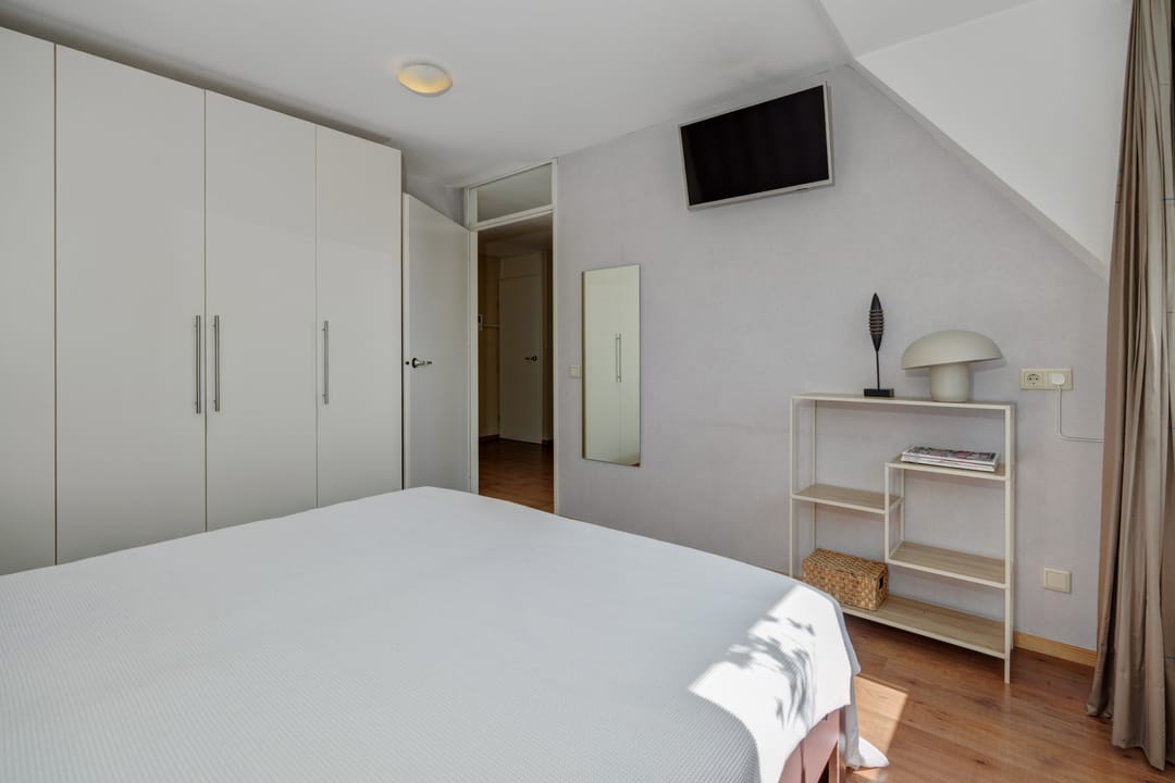 Foto 17 van Deken van Roestellaan 35-E