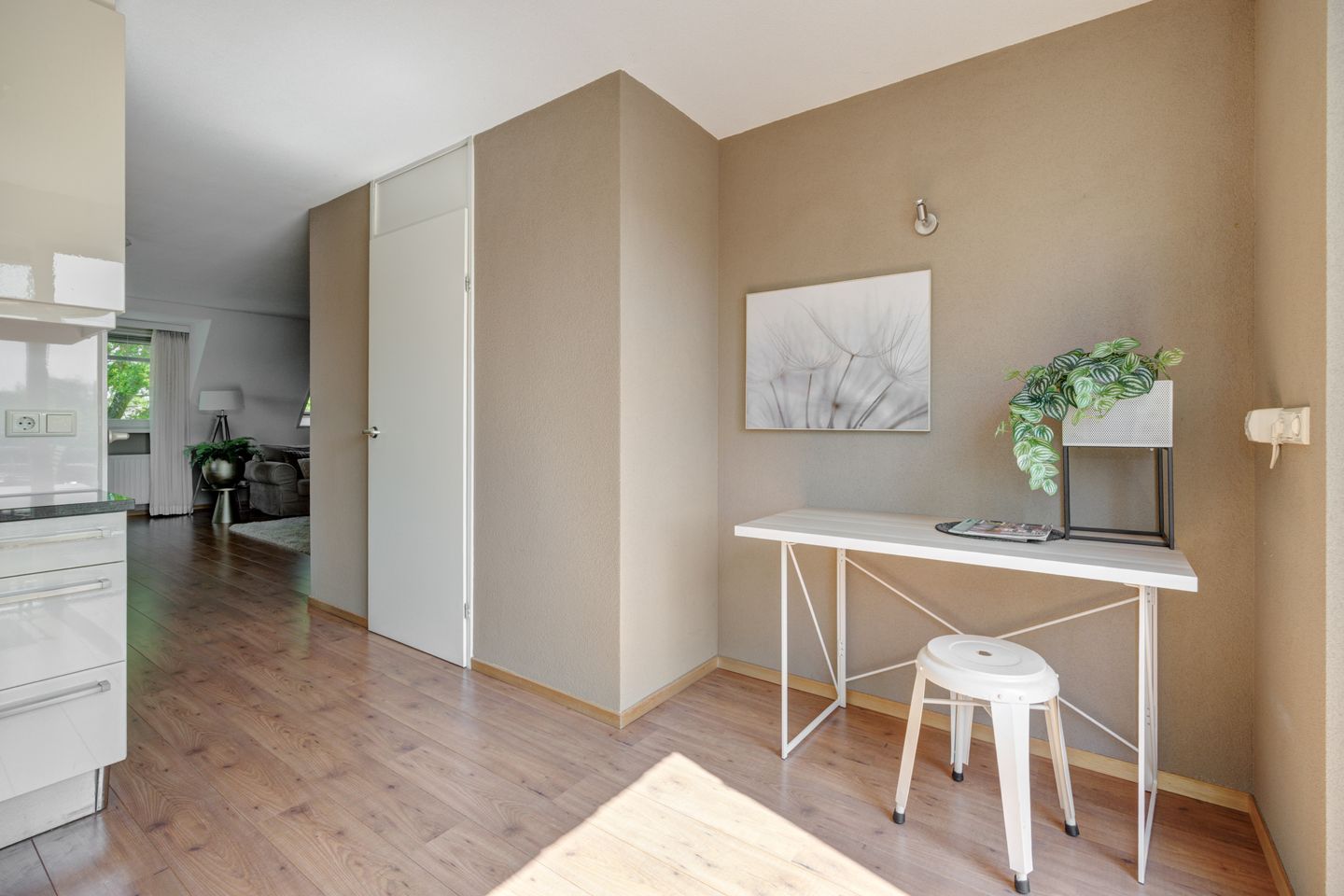 Foto 14 van Deken van Roestellaan 35-E