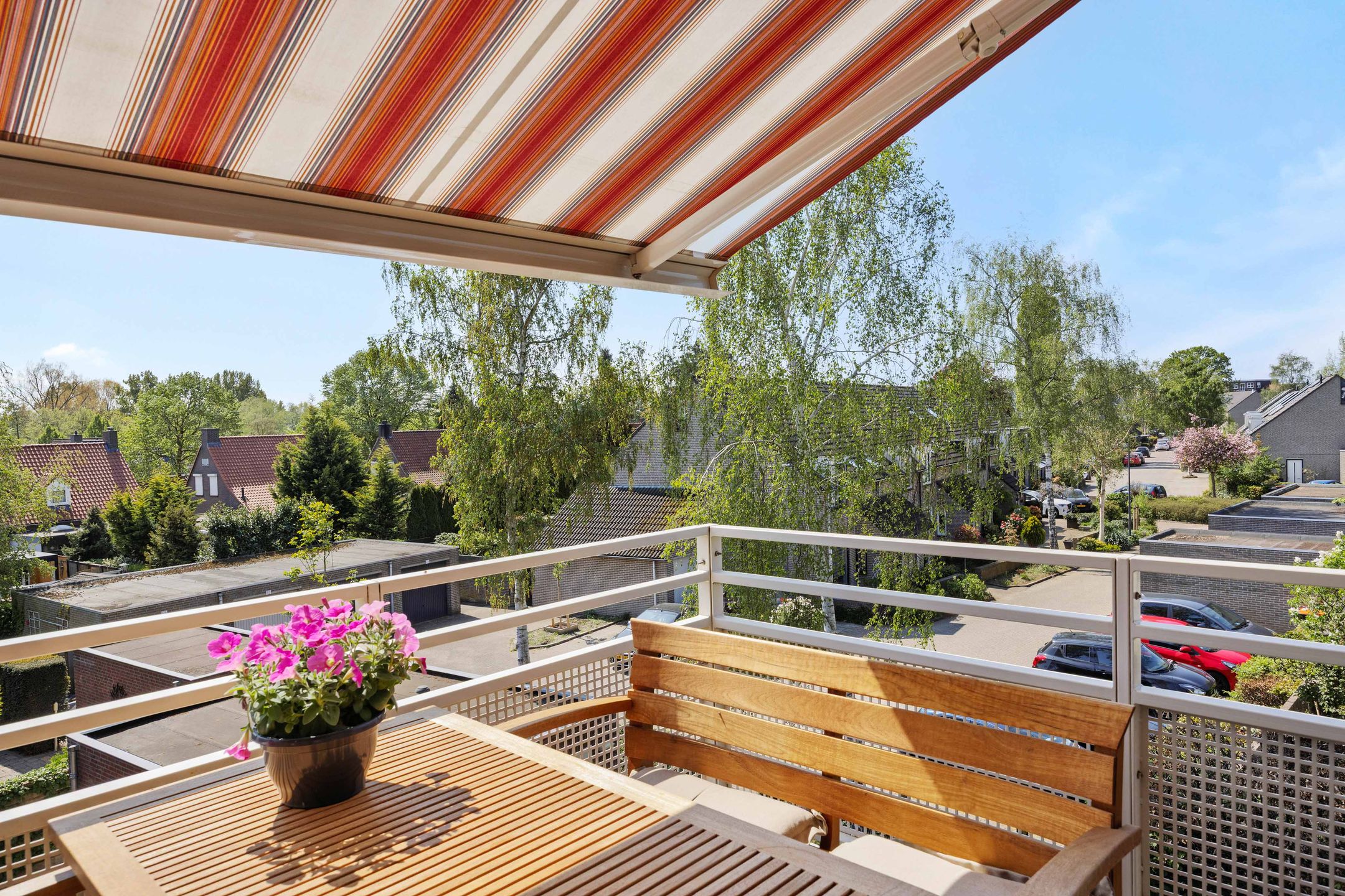 Foto 24 van Deken van Roestellaan 35-E