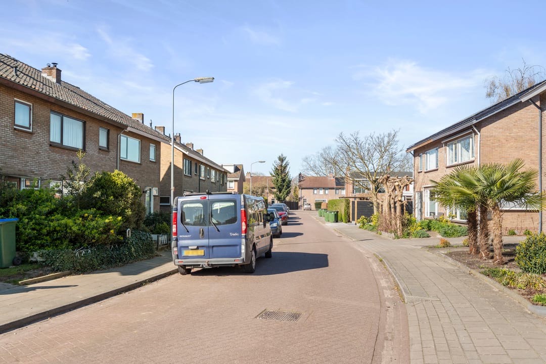 Foto 8 van Cederlaan 12