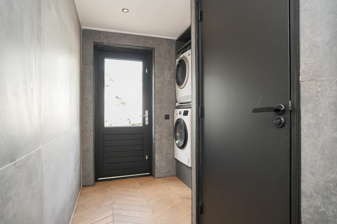 Photo 22 of Raadhuisstraat 4