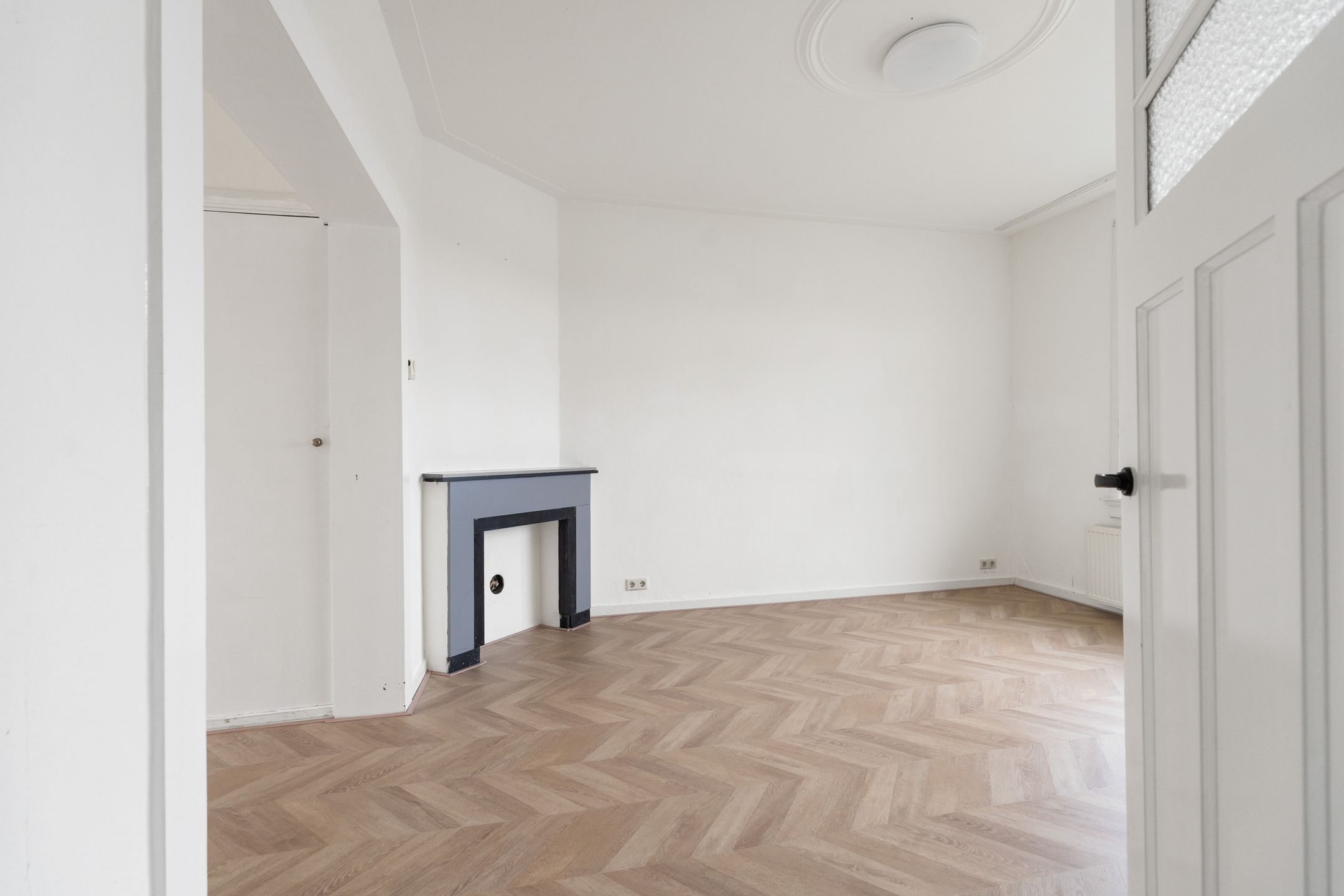 Foto 6 van Noordelijke Parallelweg 140