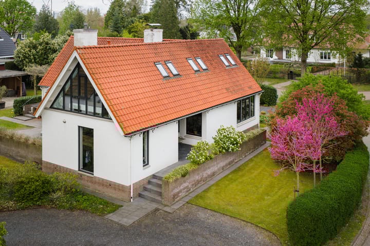 Foto 3 van Marinus Naefflaan 7