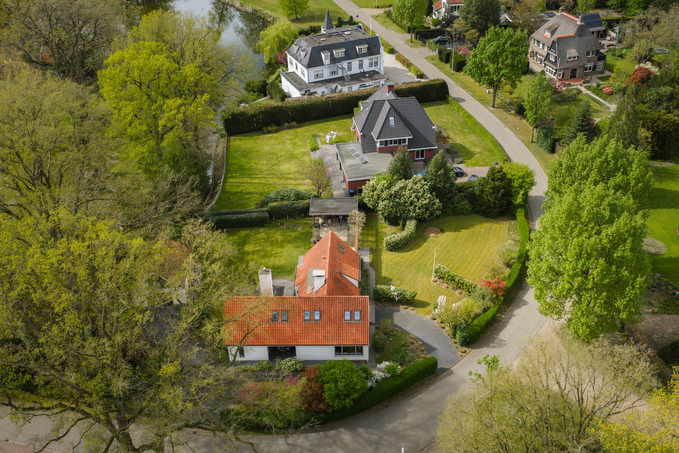 Foto 54 van Marinus Naefflaan 7