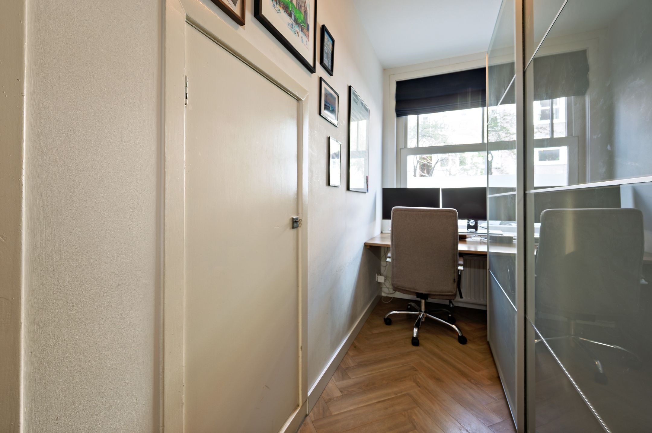 Photo 24 of Abbenesstraat 5