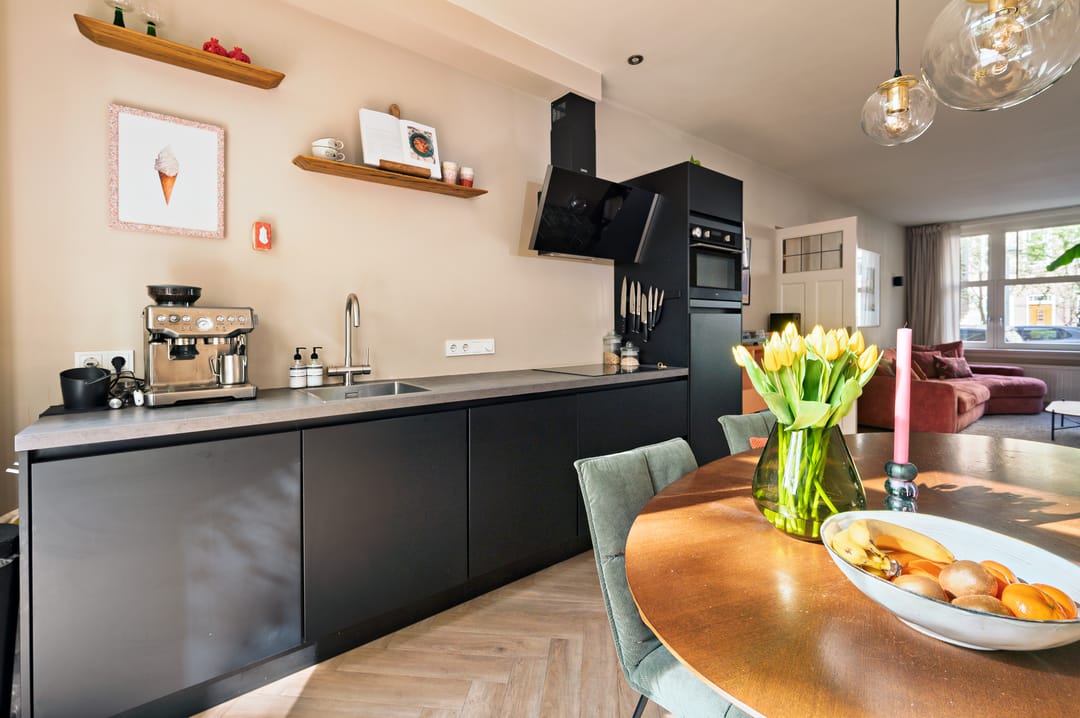 Photo 11 of Abbenesstraat 5