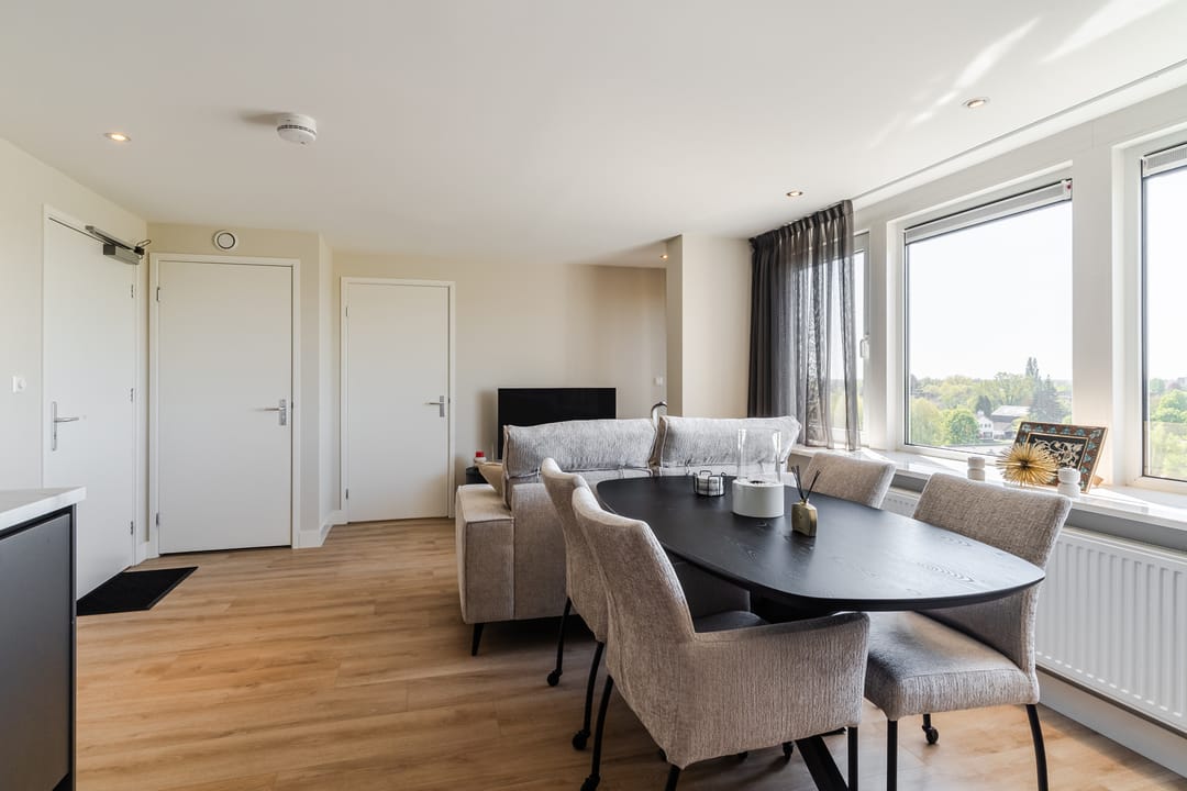 Foto 2 van Burgemeester Verwielstraat 2-C17