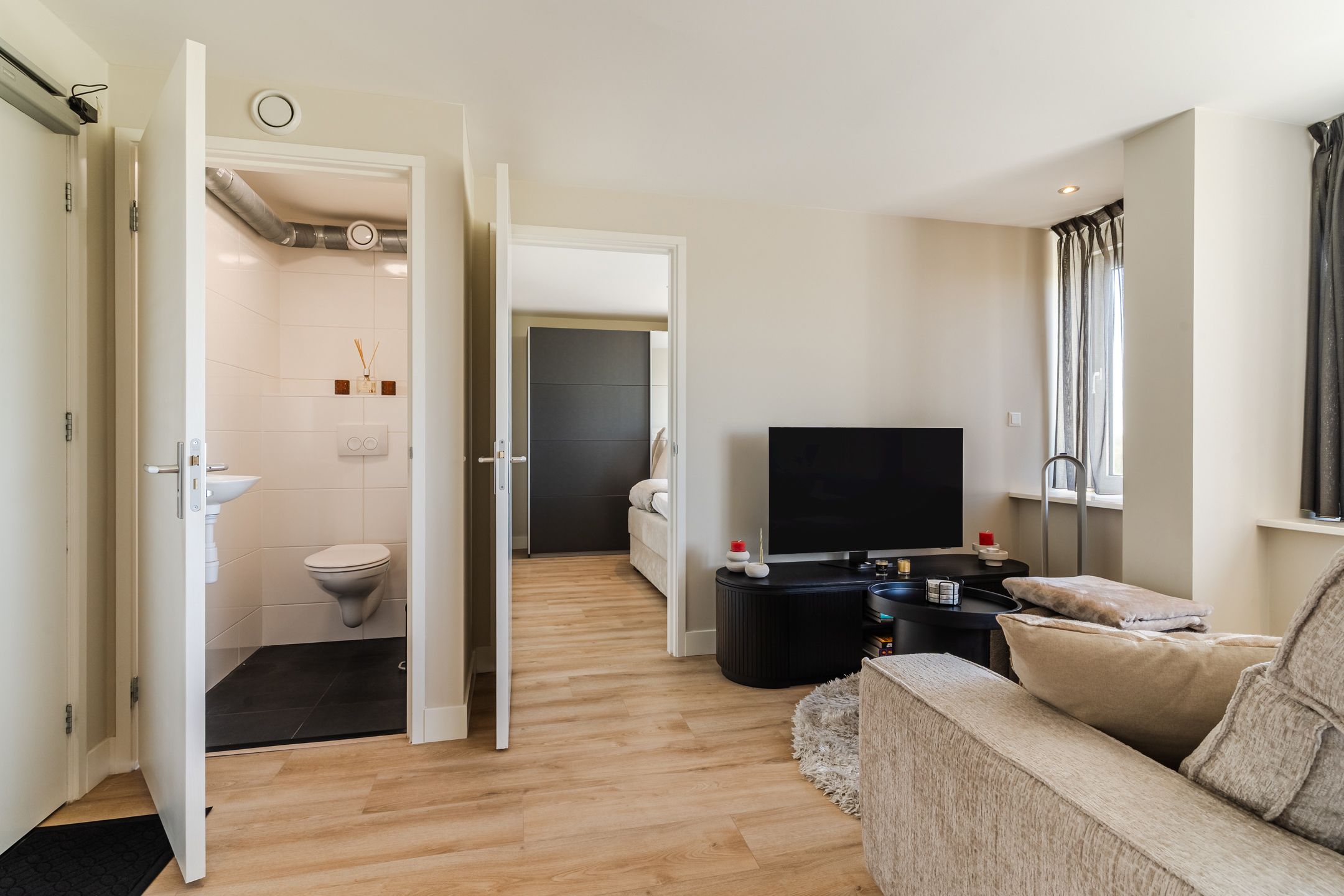 Foto 6 van Burgemeester Verwielstraat 2-C17