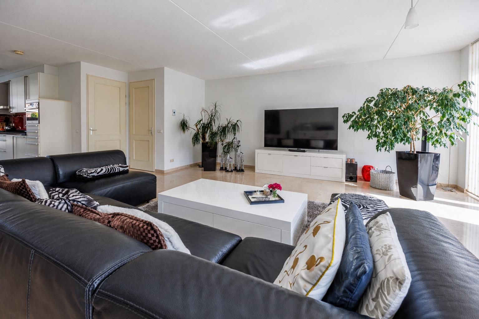 Foto 18 van Molensingel 135