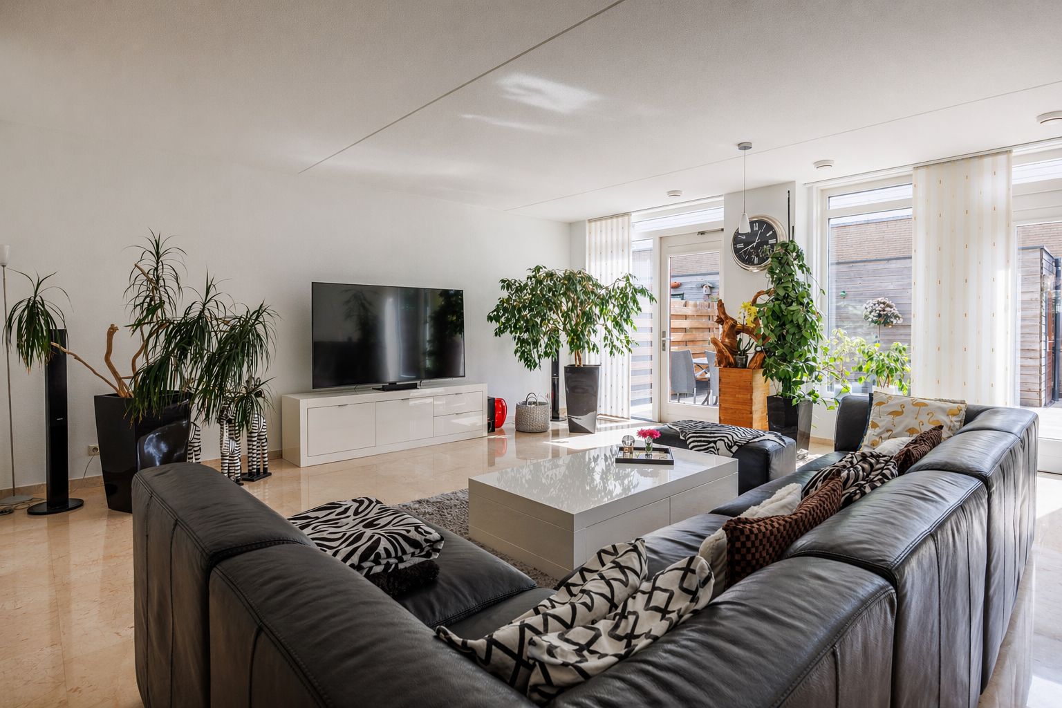 Foto 12 van Molensingel 135