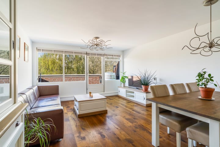 Foto 2 van Robert Schumanring 120