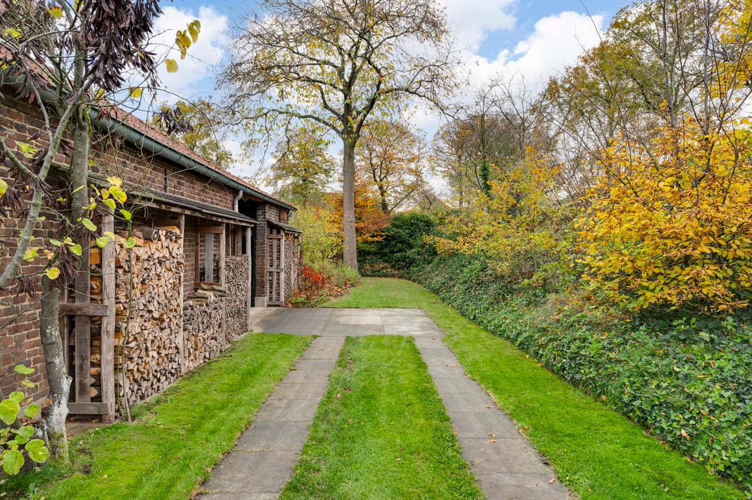 Historic 1840 detached mansion with authentic character and expansive garden in Buggenum — 47