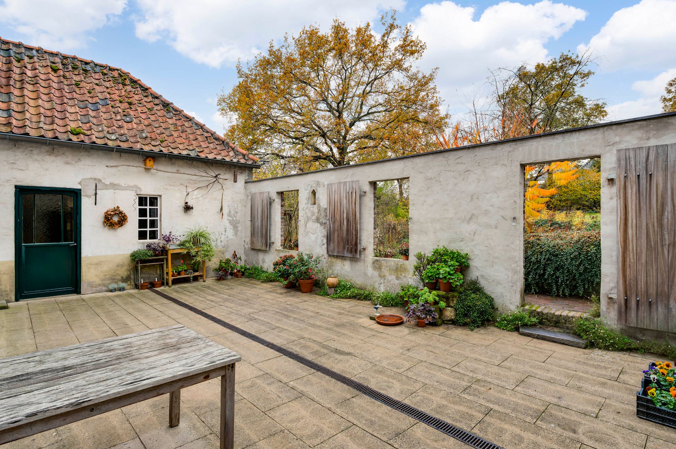 Historic 1840 detached mansion with authentic character and expansive garden in Buggenum — 54