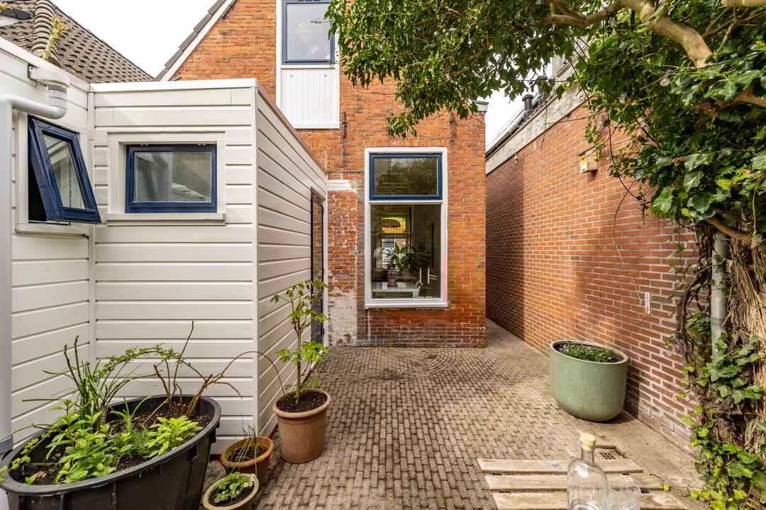 Foto 31 van Ooster Badstraat 44