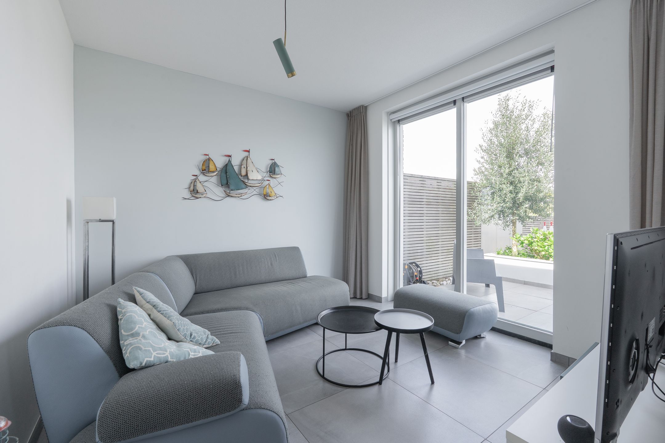 Foto 12 van Genesisstraat 5