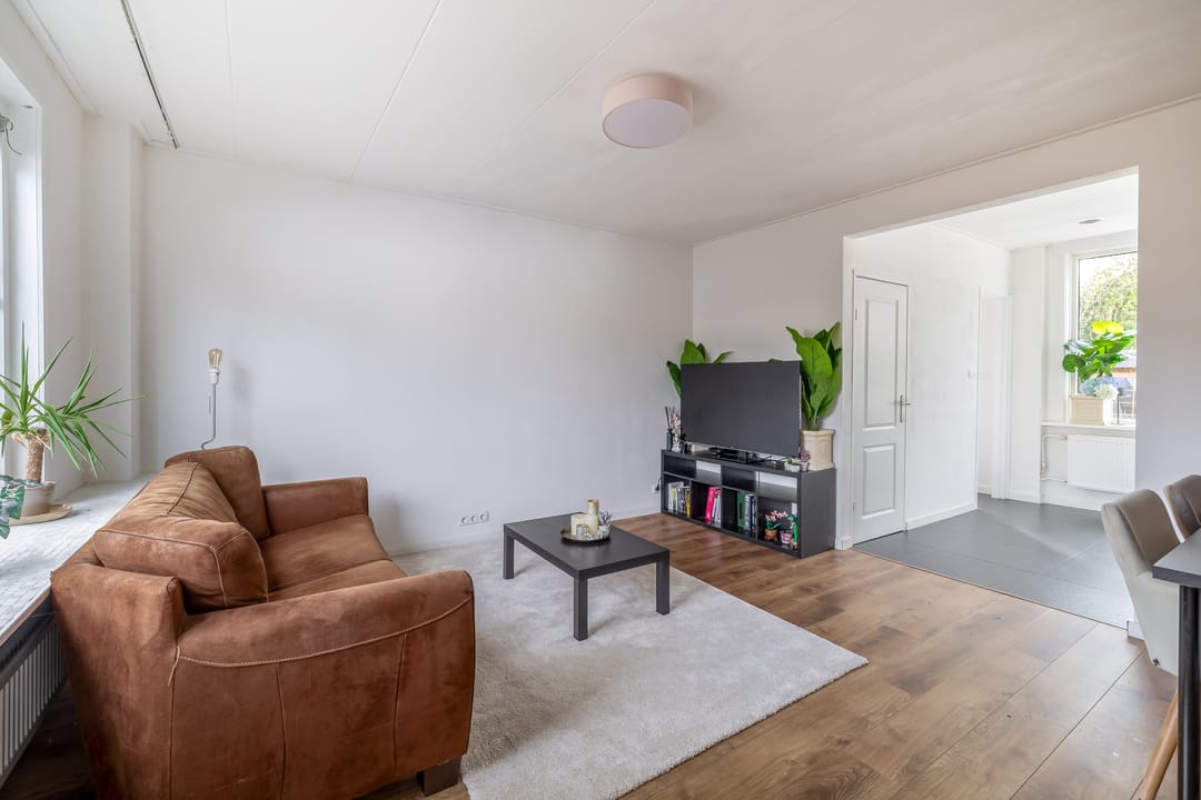 Foto 8 van Warmoesstraat 125