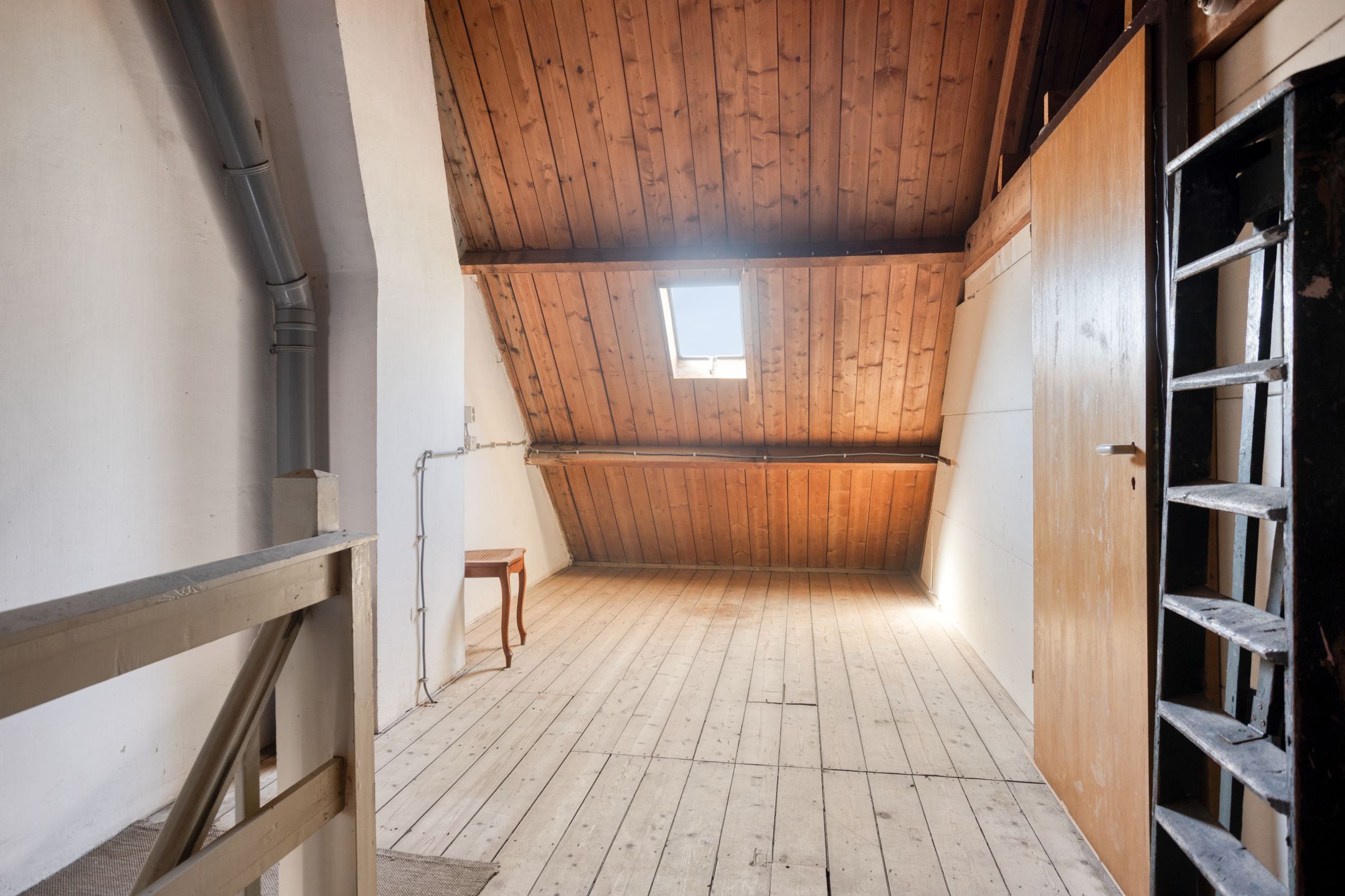 Foto 30 van Emmerikseweg 2-C