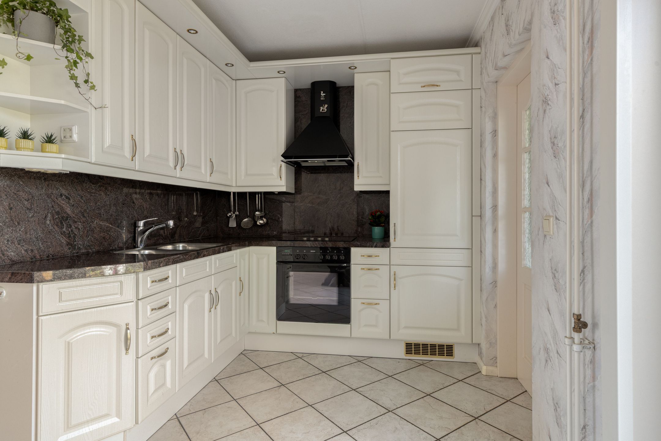 Foto 12 van De Bouw 19