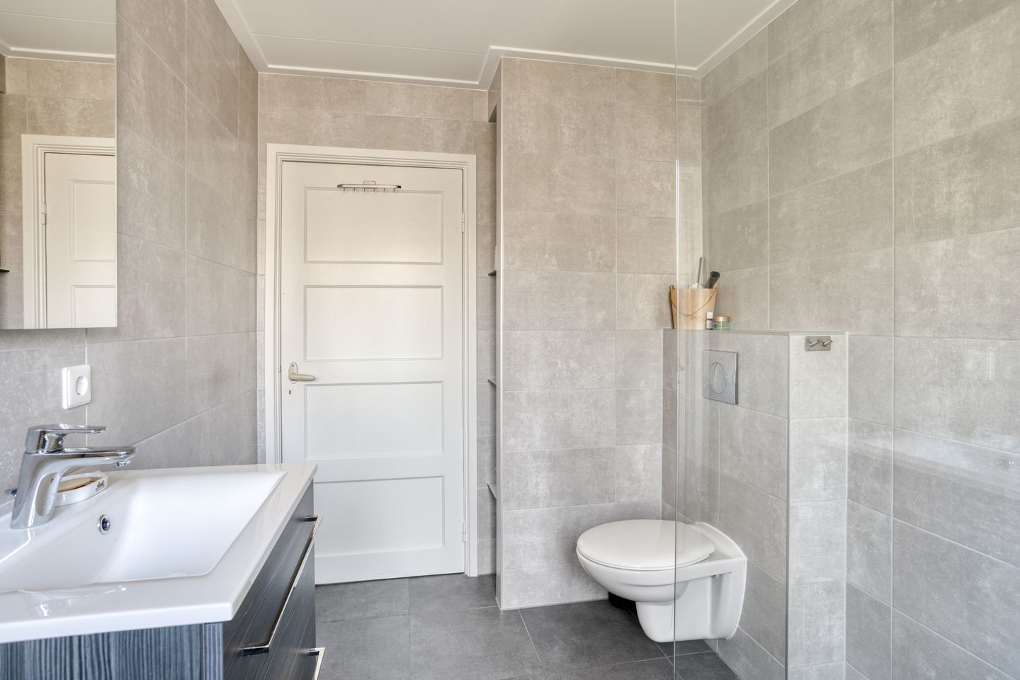 Foto 25 van Emmerikseweg 2-C