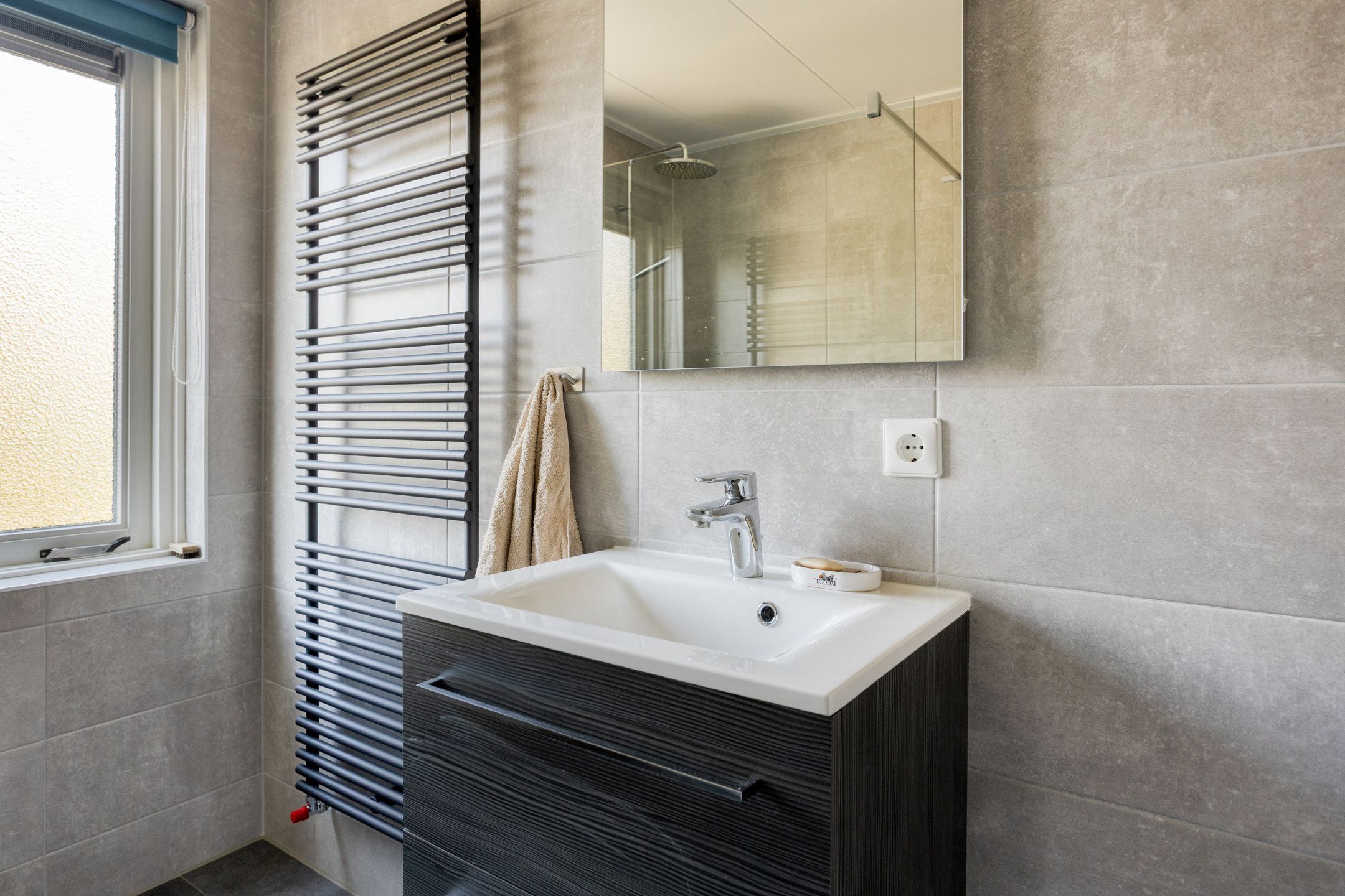 Foto 27 van Emmerikseweg 2-C