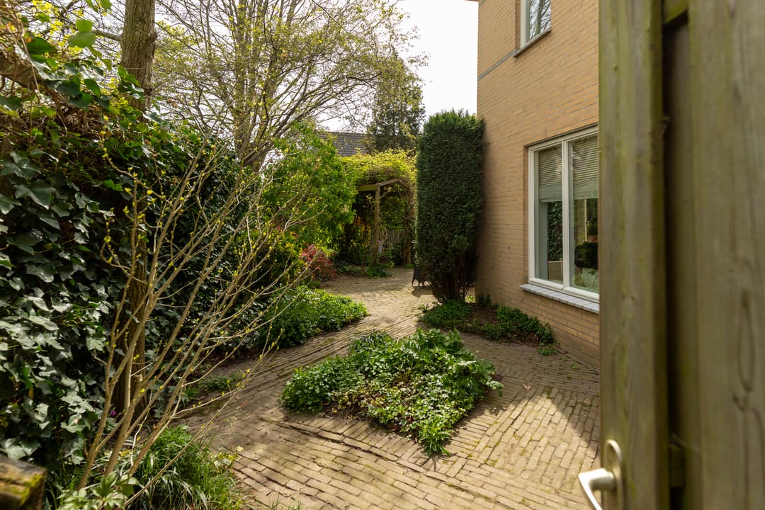 Foto 46 van Bruynisstraat 14