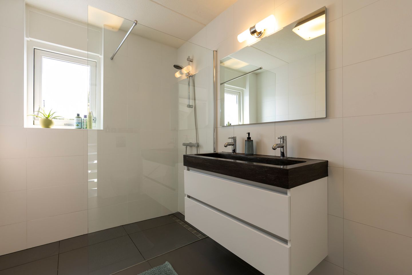 Foto 64 van Bruynisstraat 14