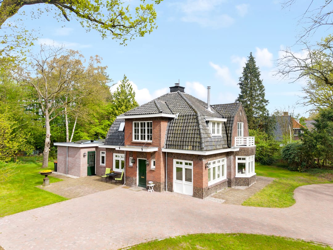 Photo 2 of Bergweg 2