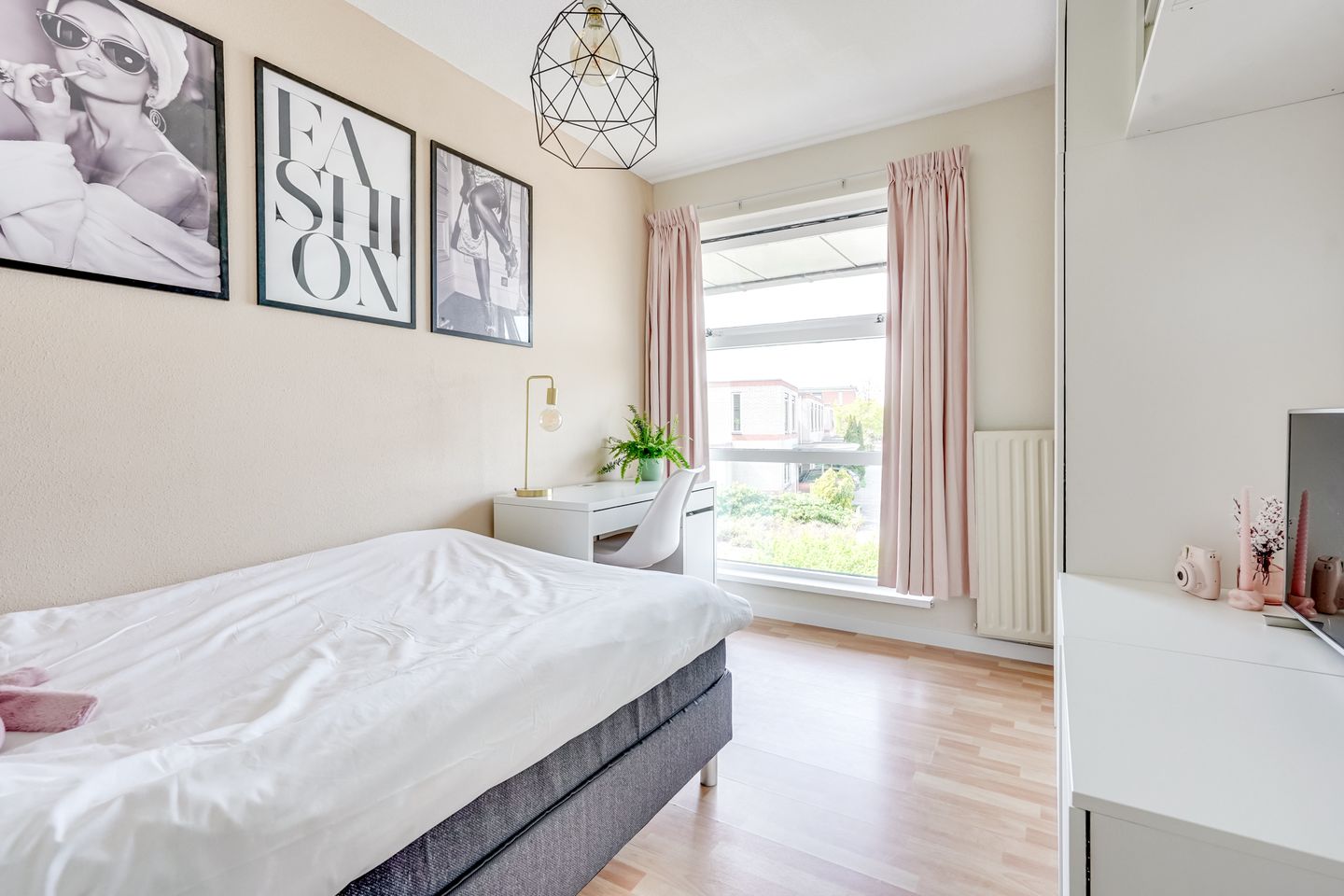 Foto 25 van Meindert Hobbemahage 19