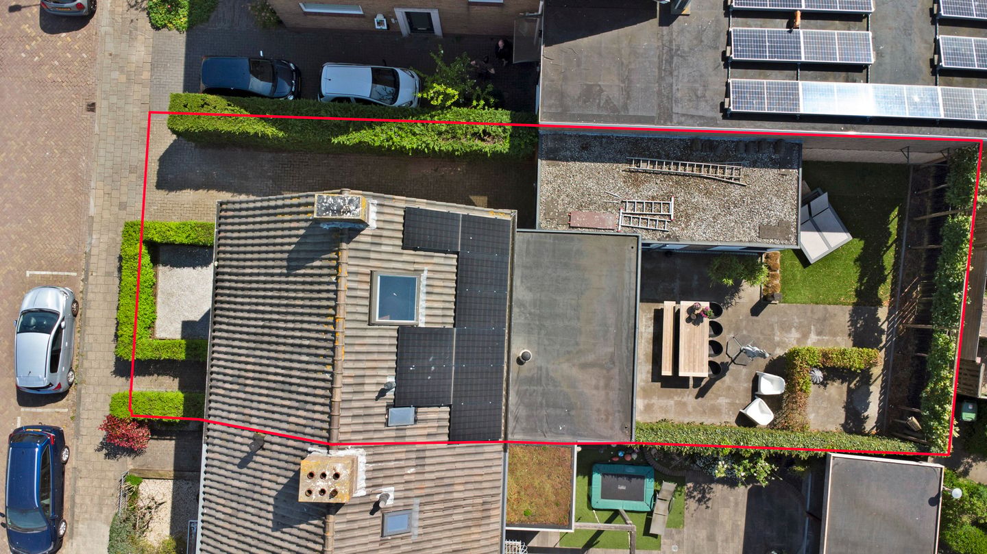 Modernized semi-detached home with solar panels in popular Goes neighborhood — 29