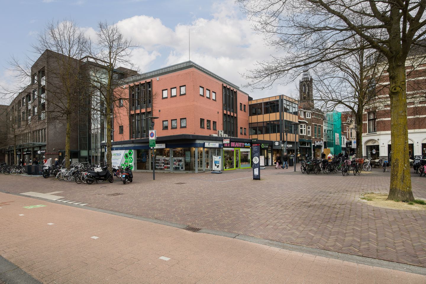 View photo 3 of Stadsring 140